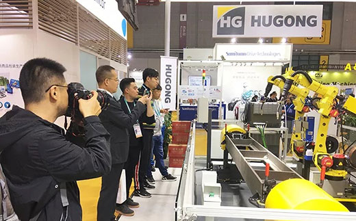 第二届进博会浙江日报拍摄南宫28意大利CEA展位